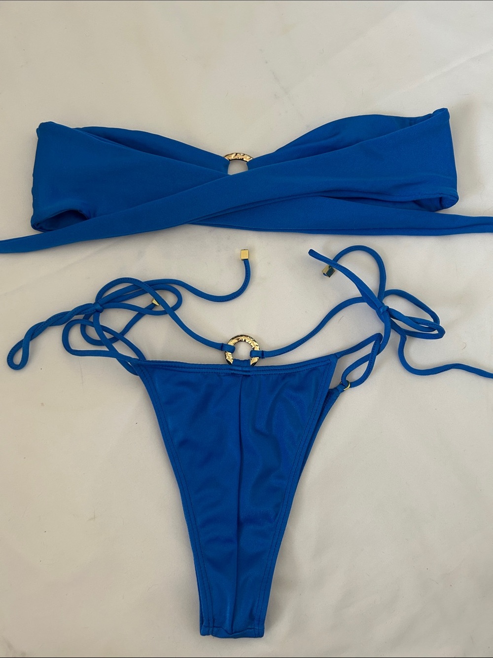 Sommer Swim SABRINA – Bandeau Ring-Accent Bikini Set Top & Bottom in Blue - Picture 5 of 6
